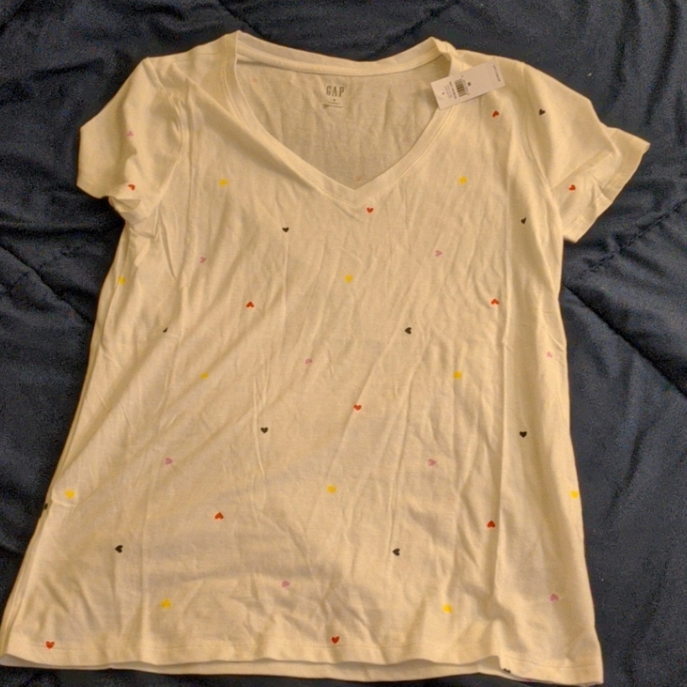 Gap V-neck short sleeve white tee